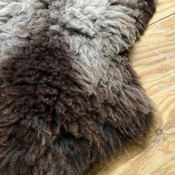 Schapenvacht kort haar bruin grijs beige - 11 - Afbeelding 2