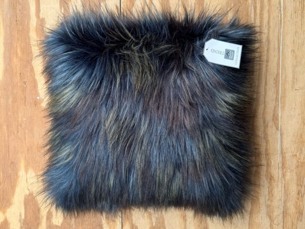 Kussen blauw vacht