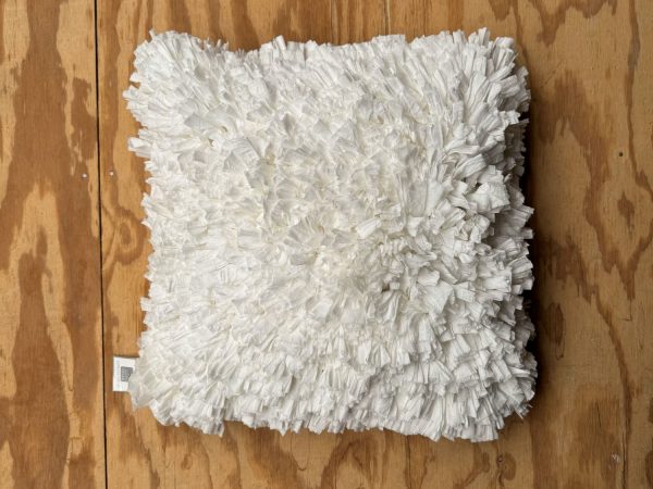 Kussen ivoor met ruffles
