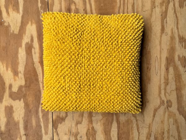 Kussen geel met dots